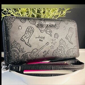 Betsey Johnson Black Tattoo Graphic Zip Around Wallet Wristlet Western NWT